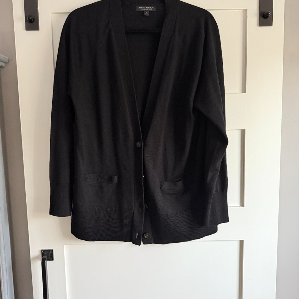 Banana Republic Long Cardigan- M